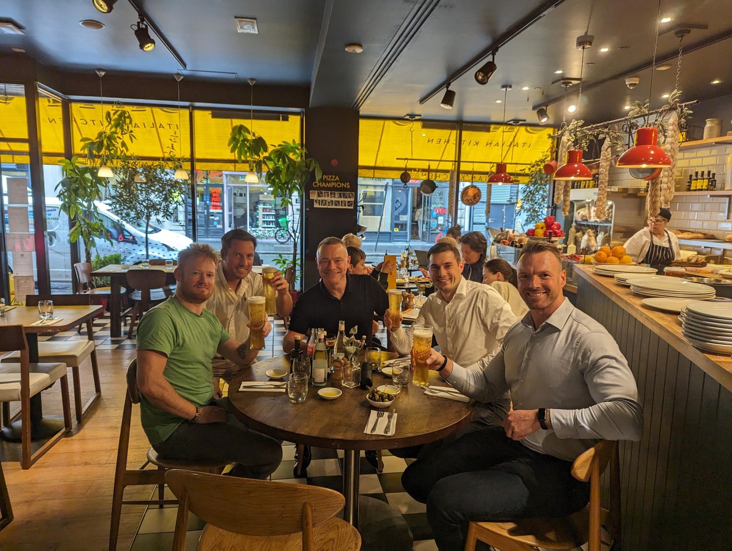 Our remarkable super sales team in action during their well-deserved lunch break today! 🙌🥪💼 

Embracing both success and connection! 🌟 

#TeamworkMakesTheDreamWork #SalesSuperstars #fintech #fintechos #insidefintechos